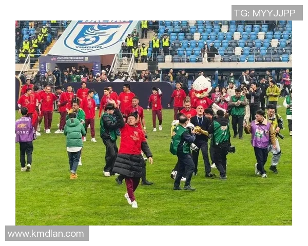 中超转会市场热潮涌动铁卫离队17岁国脚加盟法甲海牛功勋或将离开